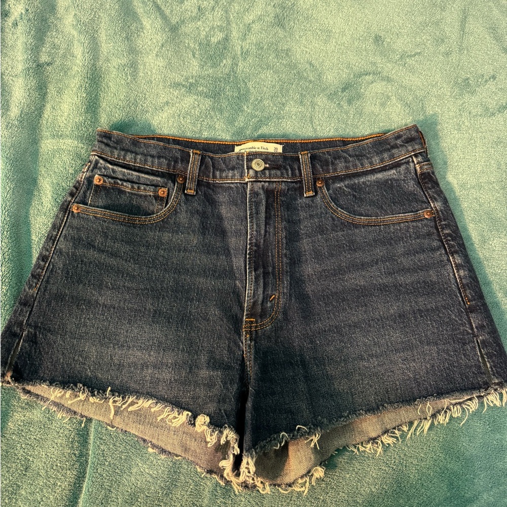High Rise Shorts- Abercrombie - Picture 4 of 4